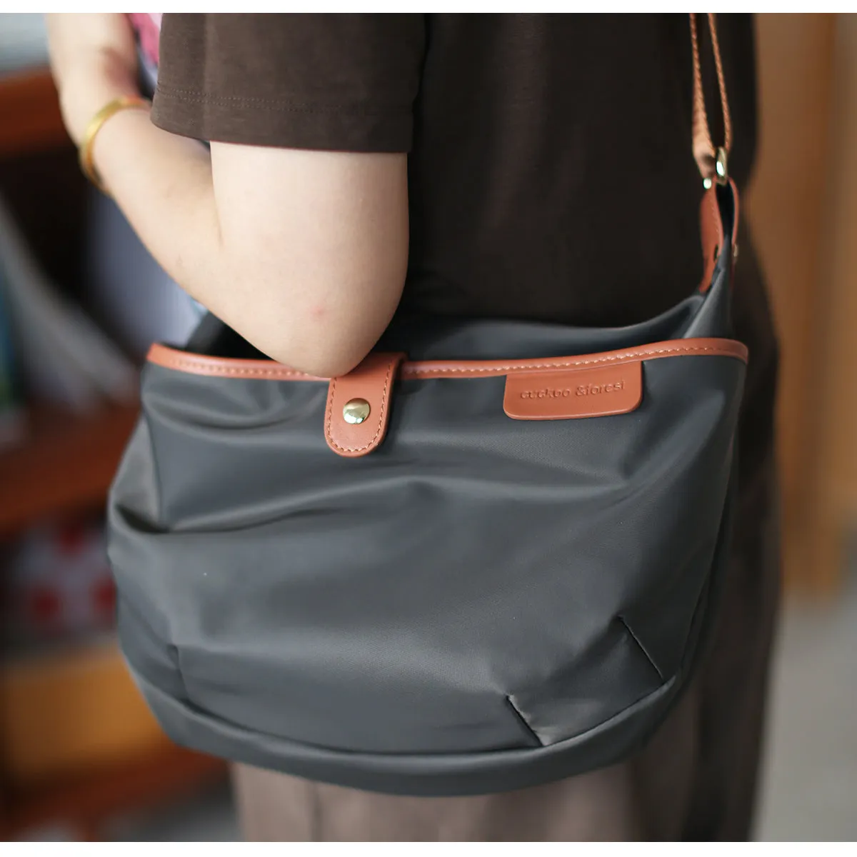 Chic Women's Nylon Crossbody Bag Nylon Shoulder Bags