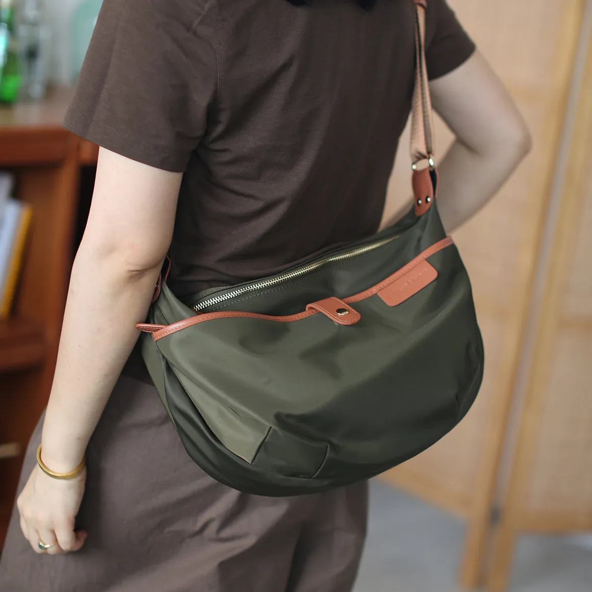 Chic Women's Nylon Crossbody Bag Nylon Shoulder Bags