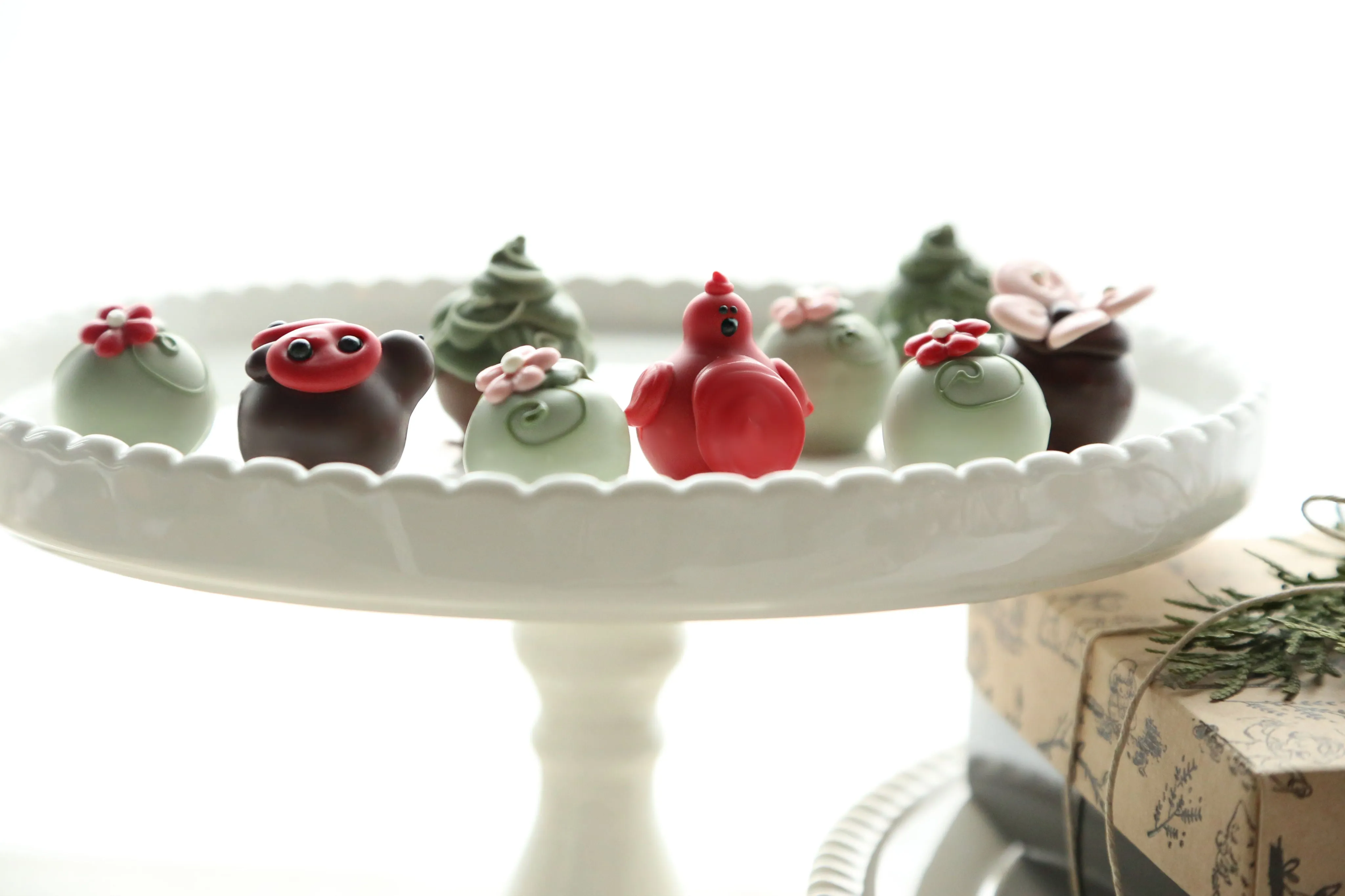 Cordial Cherries ~ 9-Piece Gift ~ Love Garden