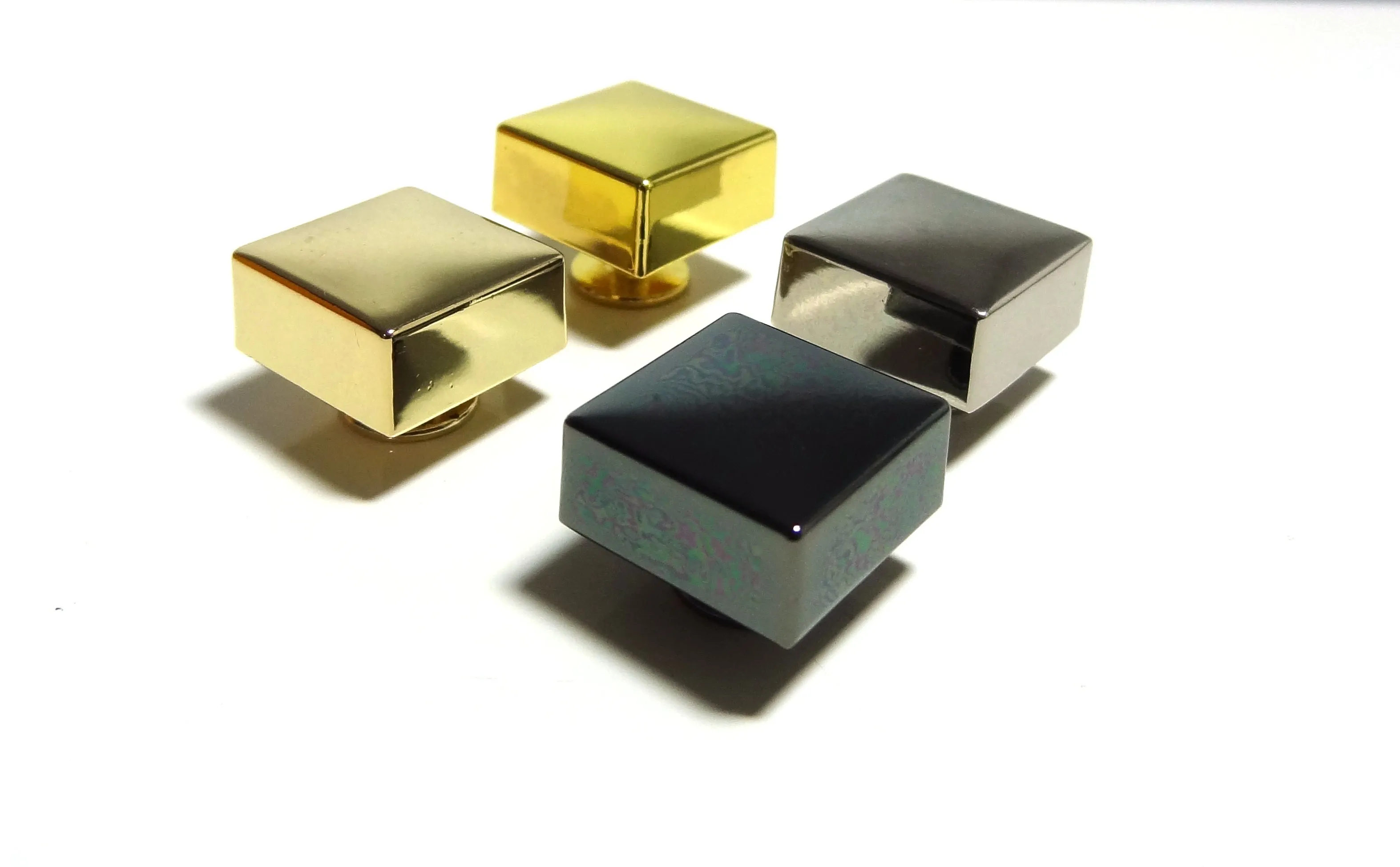 New Style -- Square Screw Rivets/Purse Feet - 15.5mm - Package of 4